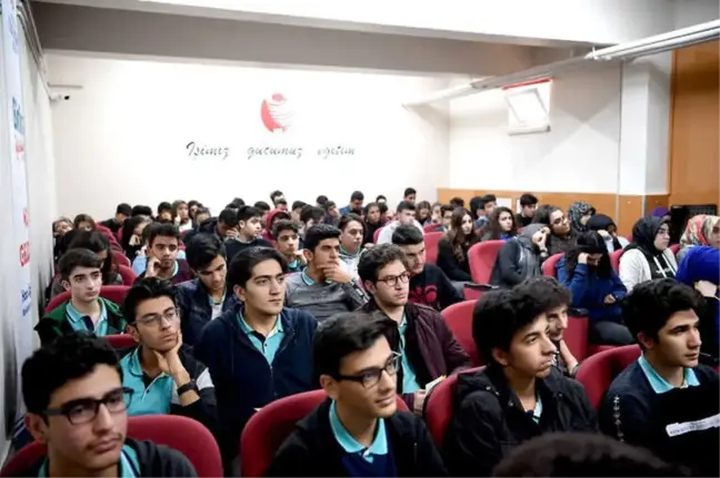 Başkan Polat, Gençlerle Buluştu