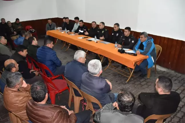Kumluca'da Vatandaş Abartı Egzoz, Park Yeri ve Hırsızlıklardan Şikayetçi