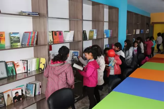 Gürpınar'da Aile Destek Merkezi Açıldı