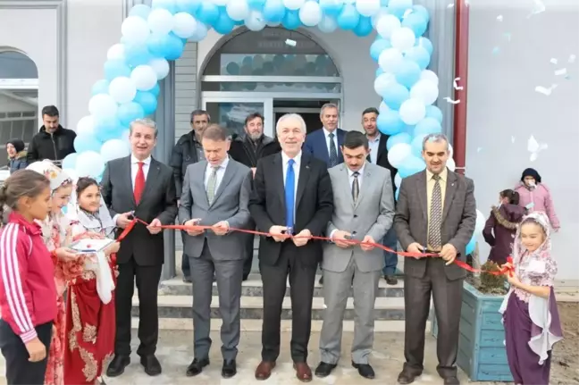 Kirazpınar Mahallesi Sosyo Kültür Merkezi Hizmete Açıldı