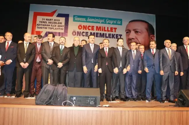 AK Parti Adıyaman'da Belediye Başkan Adaylarını Tanıttı