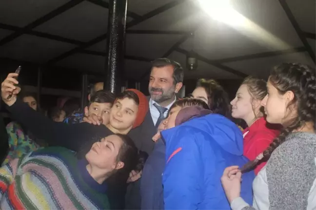 Makedon Öğrenciler Adrenalin Park'ta Kampa Girdi