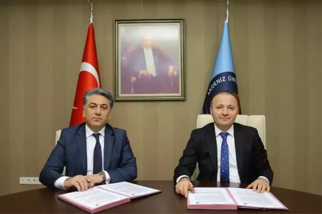Akdeniz Üniversitesi Mühendislik Fakültesi'ne 2 Amfi ve 1 Bilgisayar Laboratuvarı