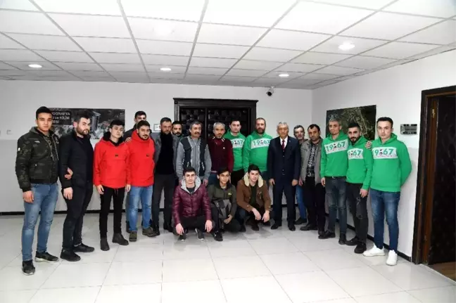 Isparta Davrazspor Taraftar Grubu 32 Gençlik: