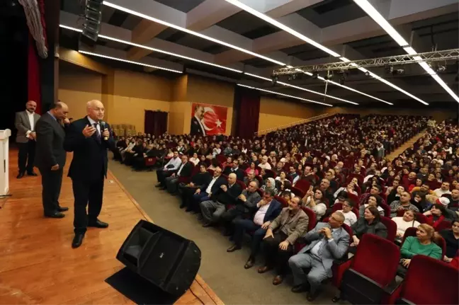 Yaşar'dan Ozanlara Destek