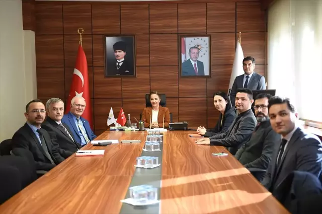 Uşak'ta Kenevir Yetiştiriciliği Çalışması