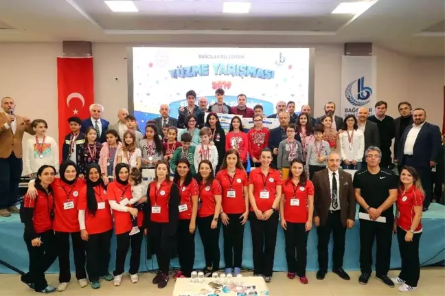 Geleceğin Yüzücüleri Bağcılar'da Şampiyonluk İçin Kulaç Attı