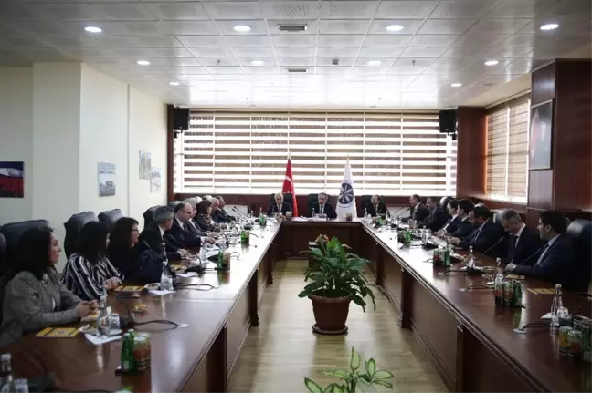 Rektörler, 'Yeni Nesil Üniversite Kavramı ve Üniversitelerde Dijital Dönüşüm Projesi' Kapsamında...