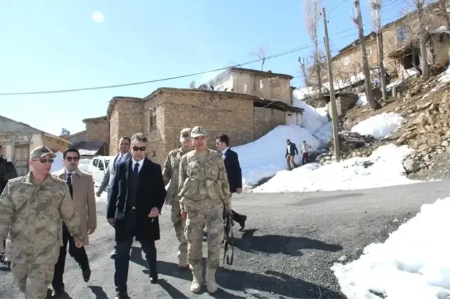 Vali Çağatay'dan Karakol ve Okul Ziyaretleri