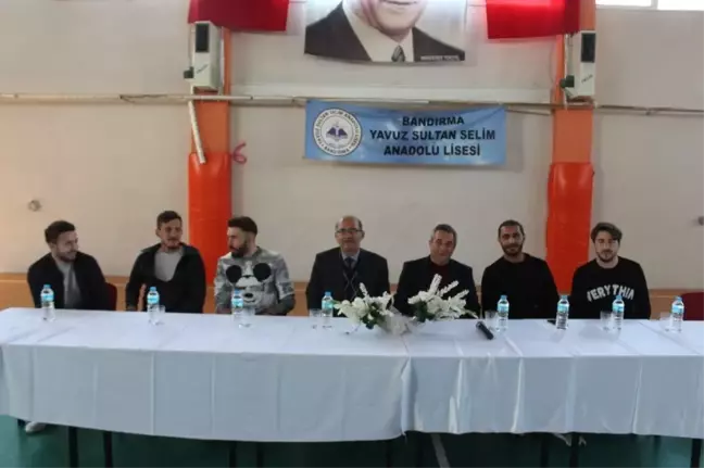 Bandırmaspor Kulüp Başkanından Öğrencilere 200 Bilet