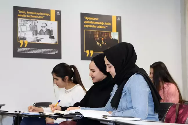 Kapadokya Üniversitesi 'Öncülere Vefa Projesi' Kapsamında Cemil Meriç Dersliği Açtı