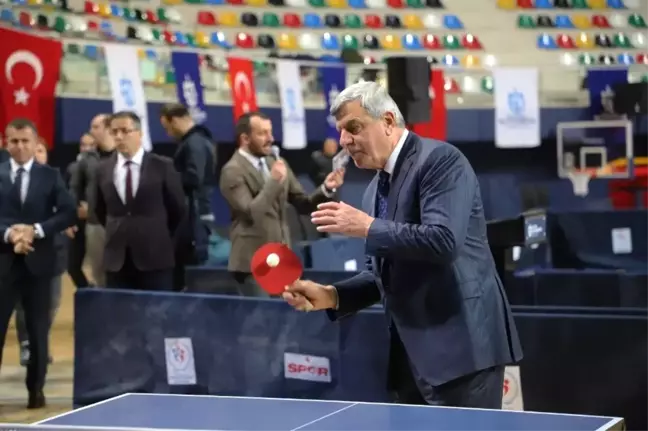 Başkan Karaosmanoğlu'nun Vuruşuyla Şampiyona Başladı