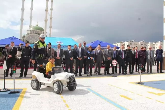 Mersin Emniyetinden Çocuklar İçin Trafik Eğitim Parkı