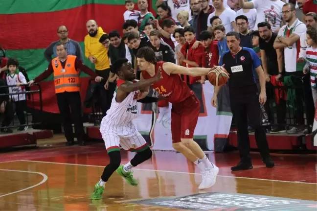 Tahincioğlu Basketbol Süper Ligi: Pınar Karşıyaka: 78 - Galatasaray Doğa Sigorta: 75