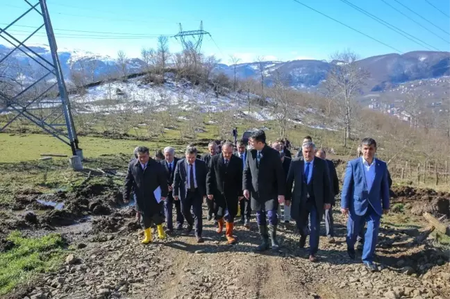 Vali Yavuz Afet Bölgesini İnceledi