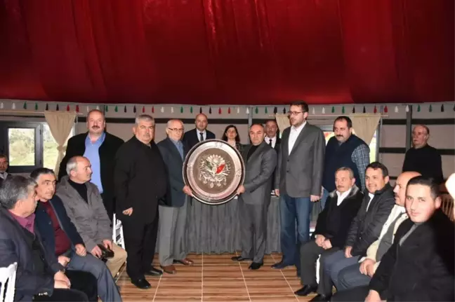 Başkan Ay, Muhtarlara Tek Tek Teşekkür Etti