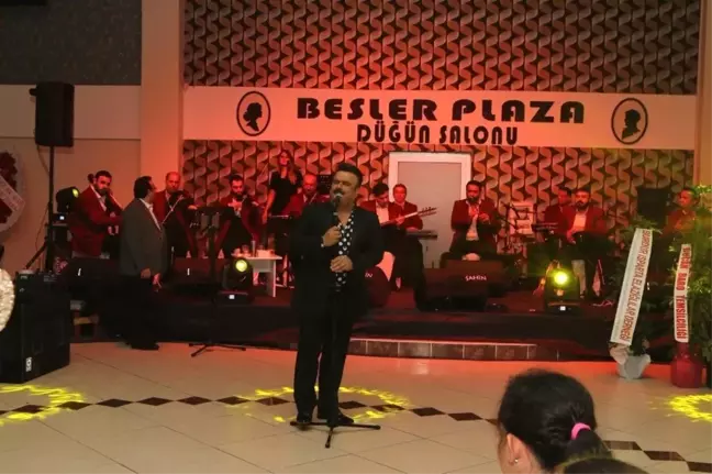 Bülent Serttaş Burdur'da Sahne Aldı