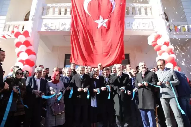 Genç'te 12 Yatırımın Açılışı Yapıldı