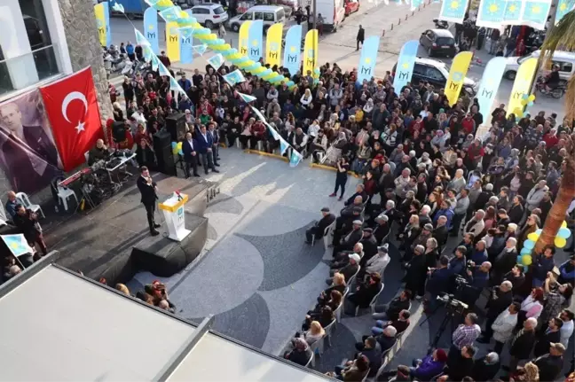 İyi Parti'den Ortakent'te Coşkulu Açılış