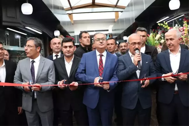 Mersin'in Yeni Çiçek Pasajı Açıldı