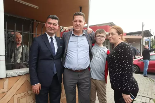 Ümmet Akın;
