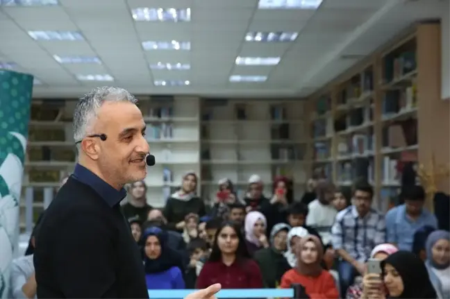 Yazar Bekir Develi,