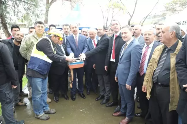 Büyükşehir Belediyesi Eyyüp Nebi Camisi ve Külliyesi'ni İnşa Ediyor
