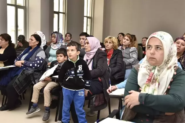 Muratpaşa'dan Kadınlara Hijyen ve Sağlık Eğitimi