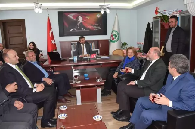 Ali Çetinbaş'tan Rekor Bir Oyla Başkan Seçilen Bilal Demirci'ye Tebrik Ziyareti
