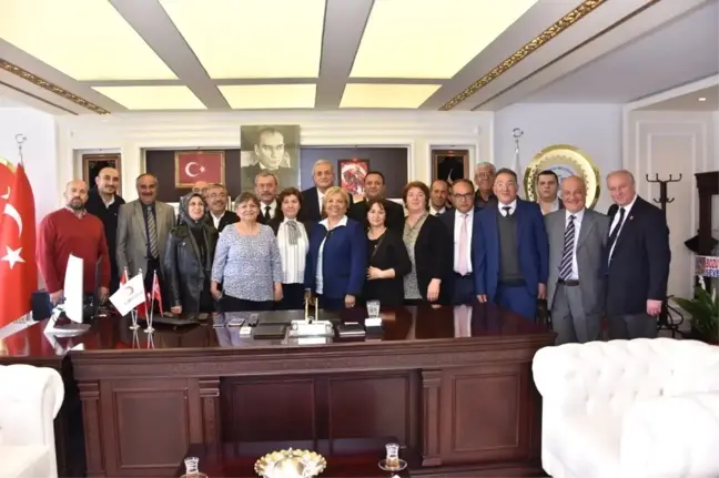 Başkan Bakkalcıoğlu Misafirlerini Ağırlıyor