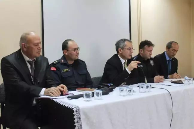 Kaymakam Pişkin, Köylere Hizmet Götürme Birliği ve Stk'ların Üye Seçimlerine Katıldı