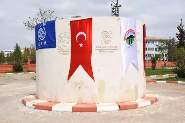 Viranşehir'de 200 Bin TL'ye Yenilenen Parkın Açılışı Yapıldı