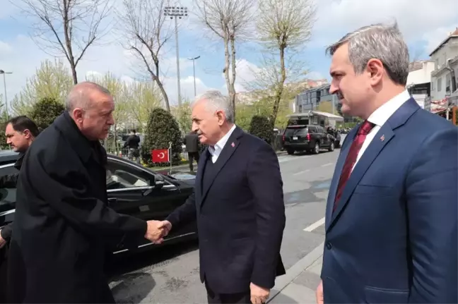 Cumhurbaşkanı Erdoğan, Yıldırım, Özhaseki ve Bazı Belediye Başkanları ile Görüştü