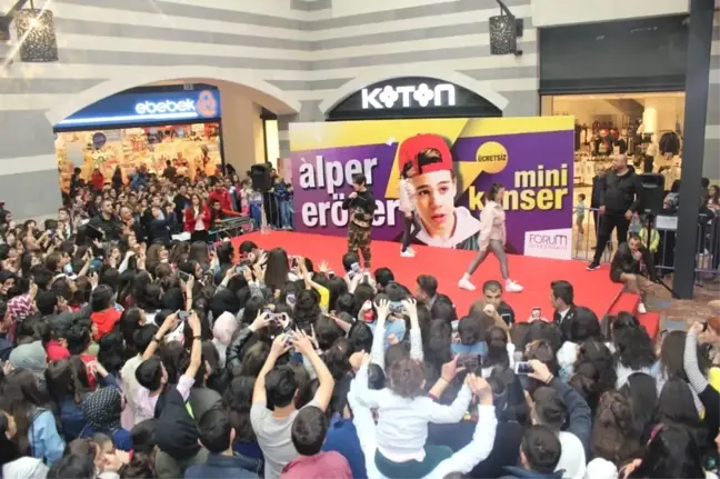 Forum Diyarbakır Avm'de Alper Erözer İzdihamı