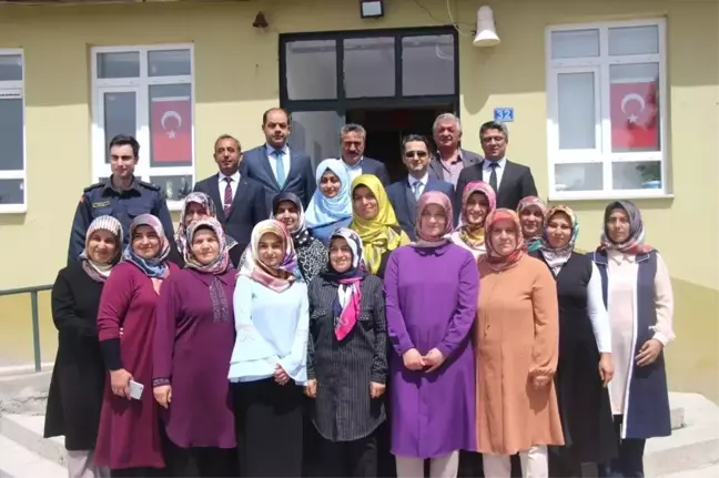 Seydişehir'de Halk Eğitim Merkezinden Yıl Sonu Sergisi
