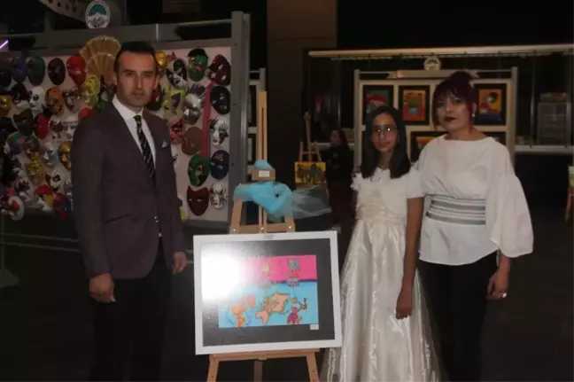 Kadir Has Ortaokulunun Sanatla Dolu Yılsonu Etkinliği