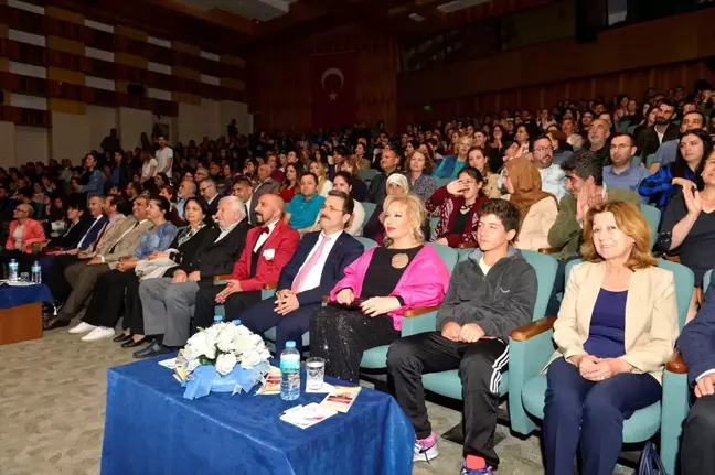 Emel Sayın'ın Ses Verdiği Şarkılar