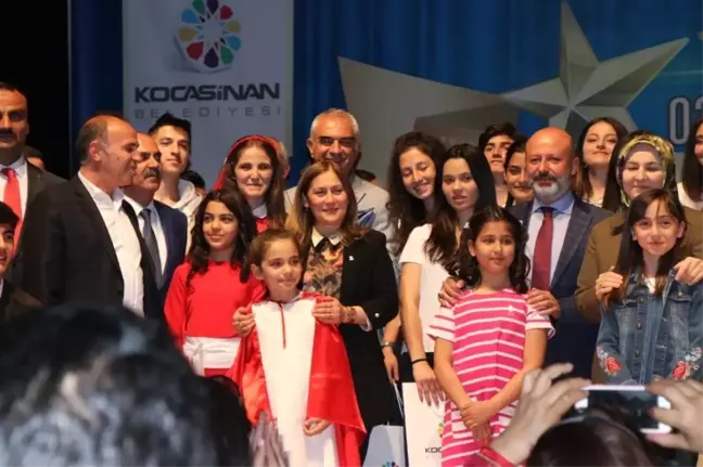 Kocasinan'ın Yıldızları Ödül Töreninin Bu Yıl İkincisi Düzenlendi