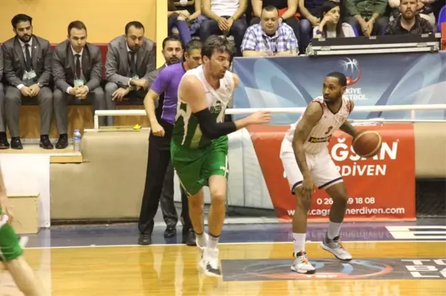 Karesispor'un Rakibi Akhisar Belediyespor