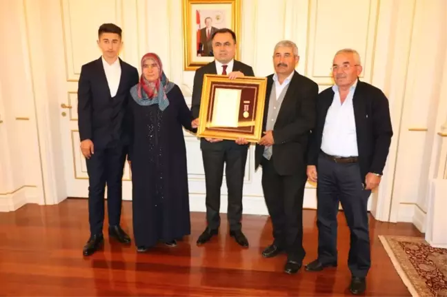 Yozgat'ta Şehit Ailelerine Devlet Övünç Madalyası ve Beratı Verildi