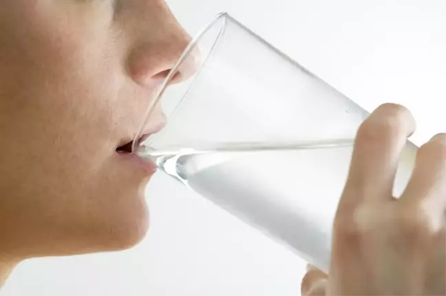Ramazan'da Çay ve Kahve Yerine Bol Bol Su Tüketin
