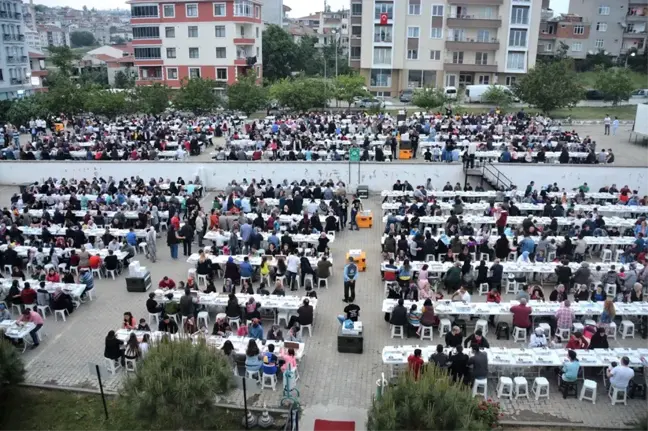 Başkan Yüksel Gündoğdu Mahallesi Sakinleri İle Gönül Sofrasında Buluştu