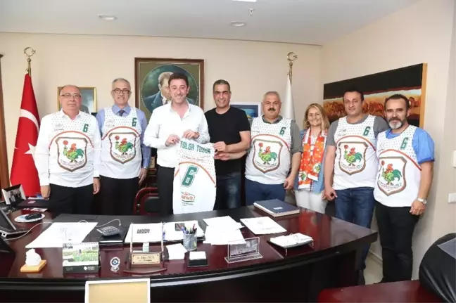 Vefa Tribünü'nden Başkan'a Ziyaret