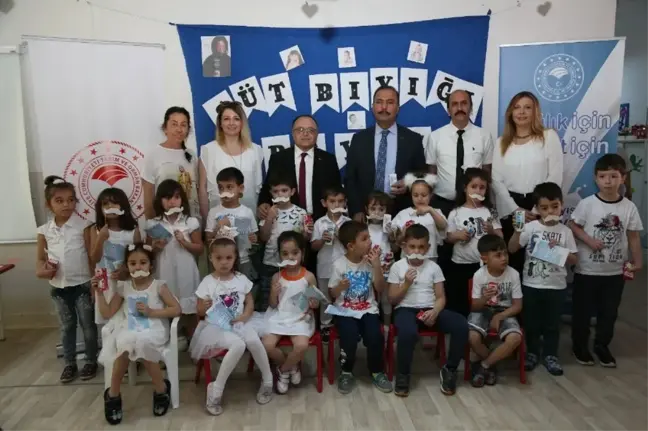 Dünya Süt Günü'nde Çocuklara Süt Dağıtıldı
