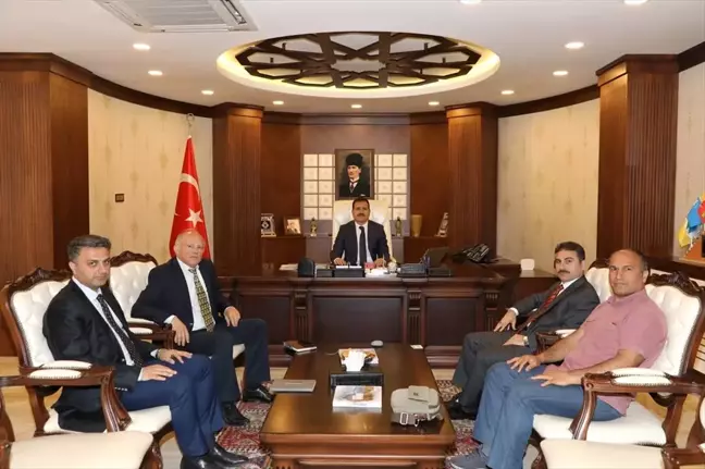 Kurşun, Çinko Çalışma Grubu Başkanı Öztürk'ten Vali Akbıyık'a Ziyaret