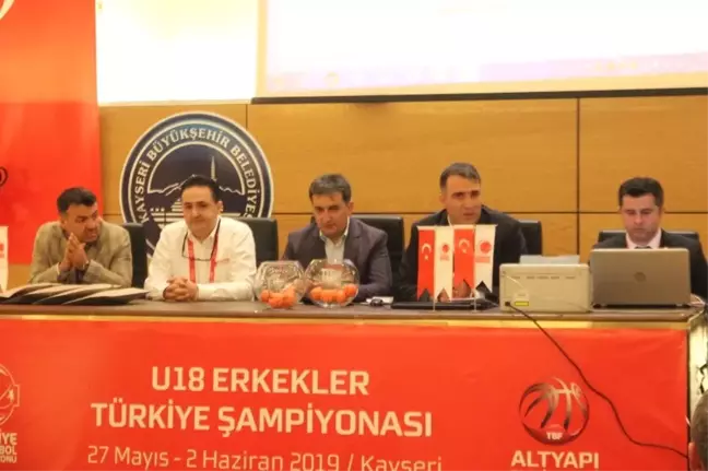 U-18 Erkekler Türkiye Basketbol Şampiyonası'nda Kuralar Çekildi