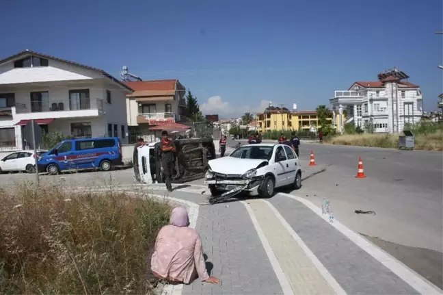 Side'de iki otomobil birbirine girdi: 2 yaralı