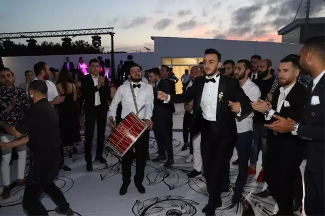 Samsunspor'un kalecisi Furkan Köse evlendi