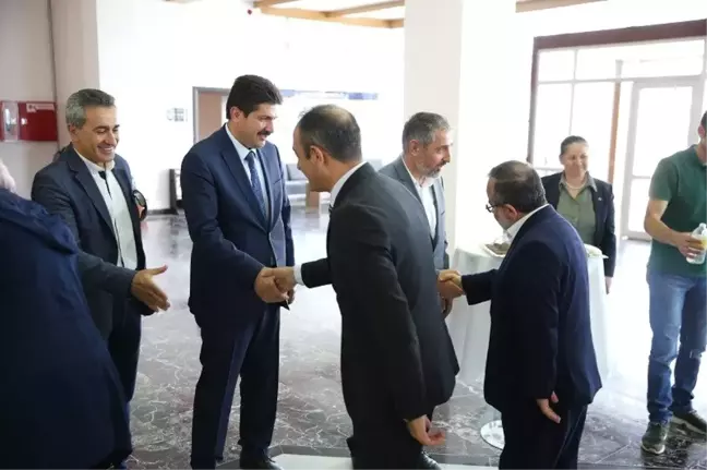 Rektör Biber akademik ve idari personelle bayramlaştı