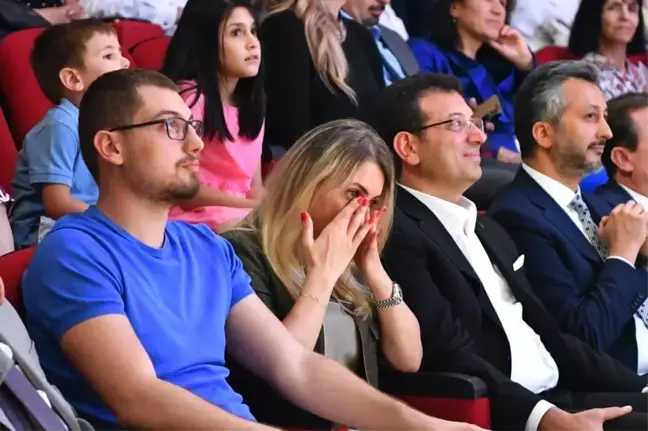 İmamoğlu'ndan siyasete ''mezuniyet'' molası
